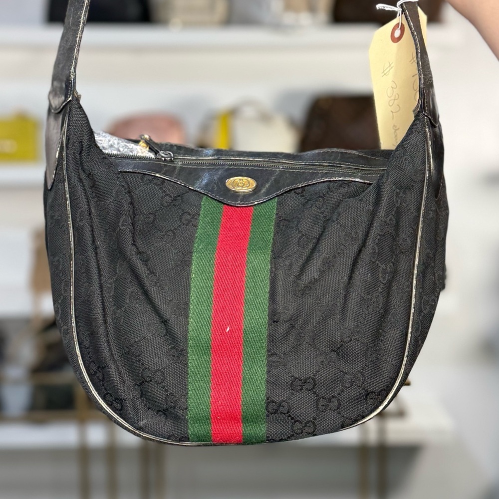 GUCCI RARE BLACK CRESCENT